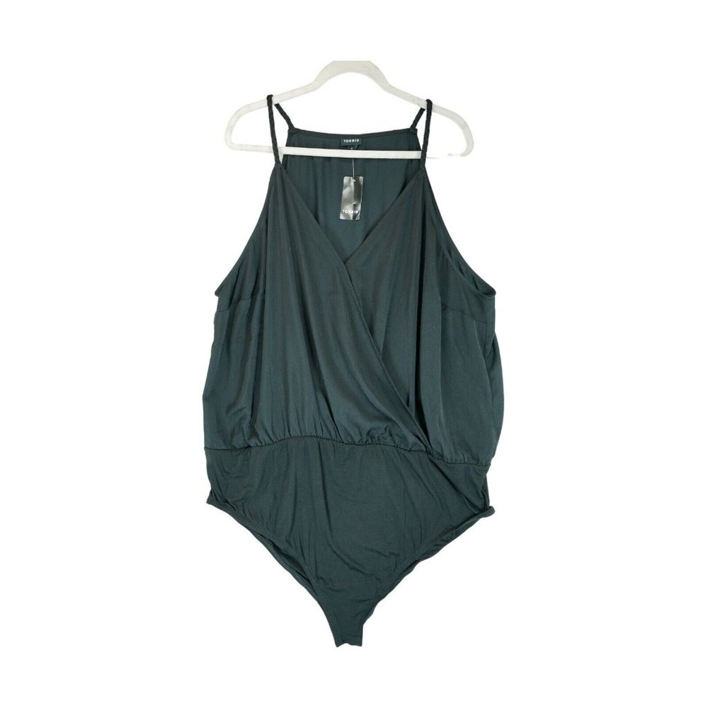 NWT Torrid bodysuit Plus Size 4 Black V-neck Snap Closure ~ Women's MSRP‎ $45